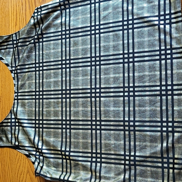 Reversible! 4 ways! - Picture 10 of 14